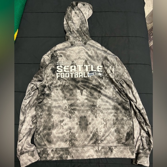 Seattle Seahawks Hoodie - Picture 3 of 3